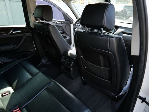 Used 2017 BMW X3 xDrive28i w/ Premium Package image 43