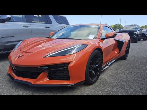 Used 2026 Chevrolet Corvette Z06 RWD image 3