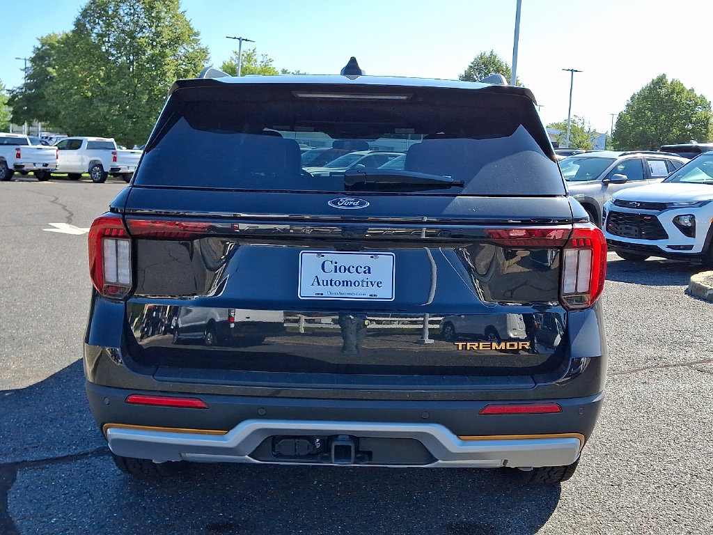 Used 2026 Ford Explorer Tremor AWD/4WD image 8