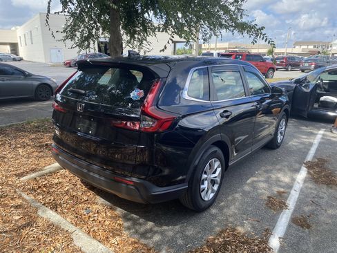 Used 2023 Honda CR-V LX image 8