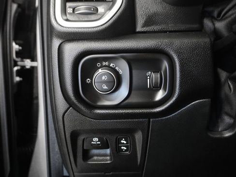 Used 2022 RAM 1500 Big Horn image 22