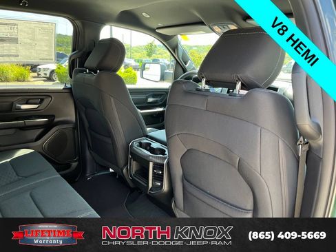 New 2026 RAM 1500 Express AWD/4WD image 23