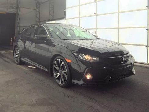 Used 2019 Honda Civic Si image 2