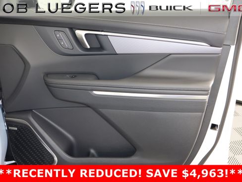 New 2026 Buick Enclave Sport Touring w/ Power Package FWD image 19