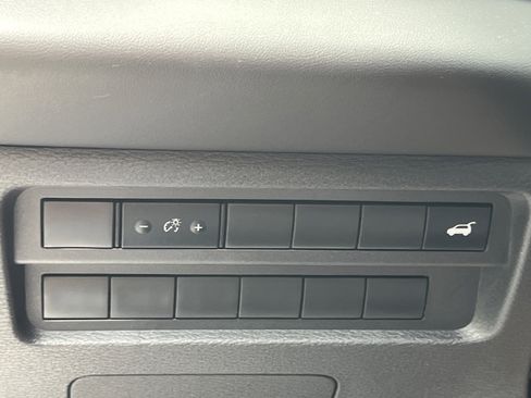 Used 2024 Mitsubishi Outlander Ralliart AWD/4WD image 30