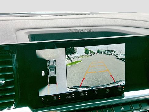 Used 2025 GMC Sierra 1500 SLT image 18