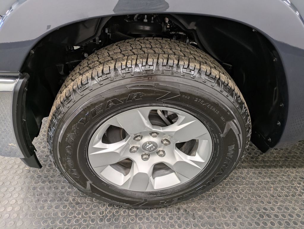 Used 2026 RAM 1500 Big Horn AWD/4WD image 7