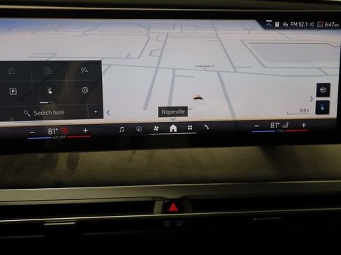 New 2026 BMW iX xDrive60 w/ M Sport Package image 10