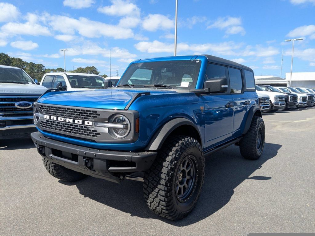 New 2025 Ford Bronco Badlands AWD/4WD image 8