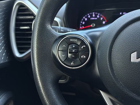 Used 2022 Kia Soul LX w/ Technology Package FWD image 26