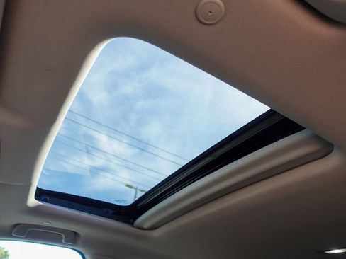Used 2025 Honda CR-V EX image 25