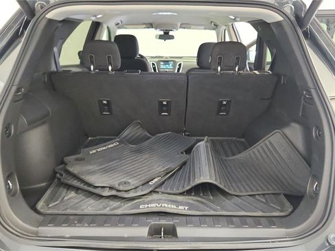 Used 2018 Chevrolet Equinox LT FWD image 19