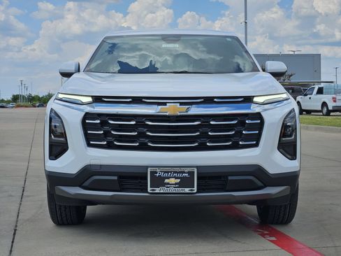 New 2027 Chevrolet Equinox LT FWD image 6