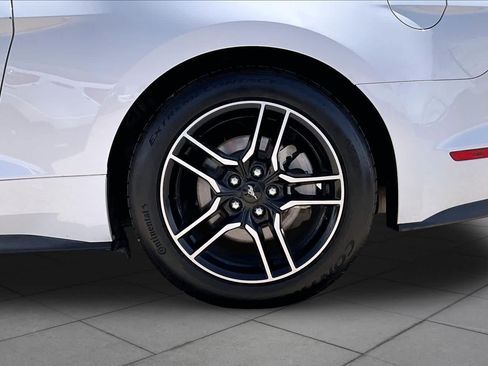 Used 2022 Ford Mustang Premium RWD image 10