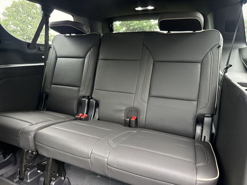 New 2026 GMC Yukon XL Elevation w/ Elevation Premium Package AWD/4WD image 21