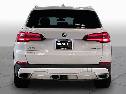 Used 2023 BMW X5 xDrive40i w/ Premium Package AWD/4WD image 4
