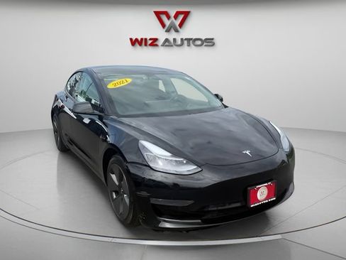 Used 2021 Tesla Model 3 Standard Range Plus RWD image 7