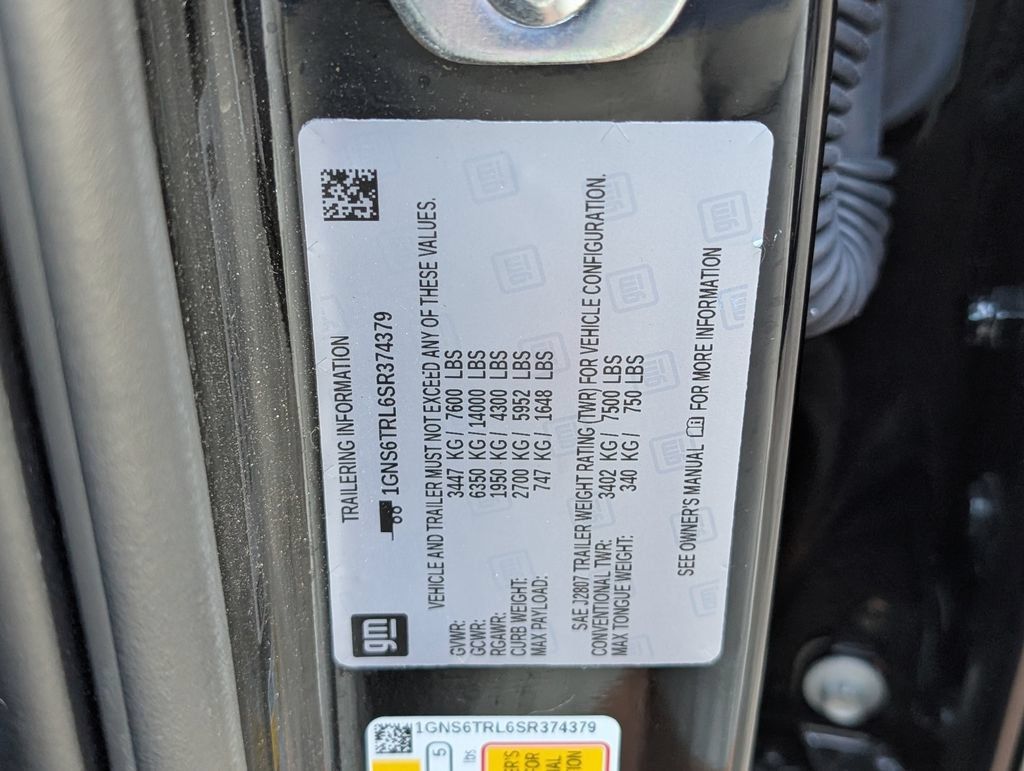Used 2025 Chevrolet Tahoe High Country AWD/4WD image 41