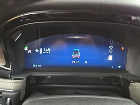 New 2025 Lincoln Corsair Reserve image 12