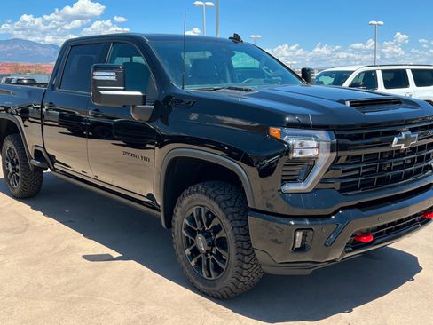 New 2026 Chevrolet Silverado 2500 LTZ w/ Trail Boss Package AWD/4WD image 8