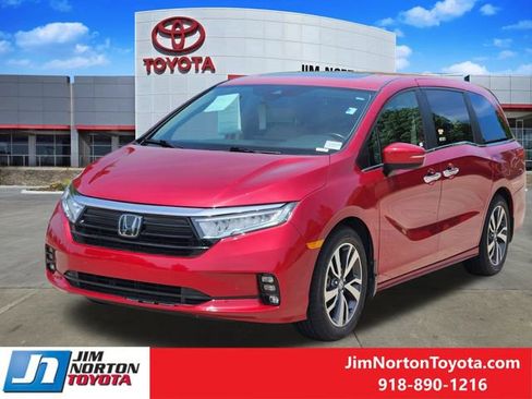 Used 2022 Honda Odyssey Touring image 3