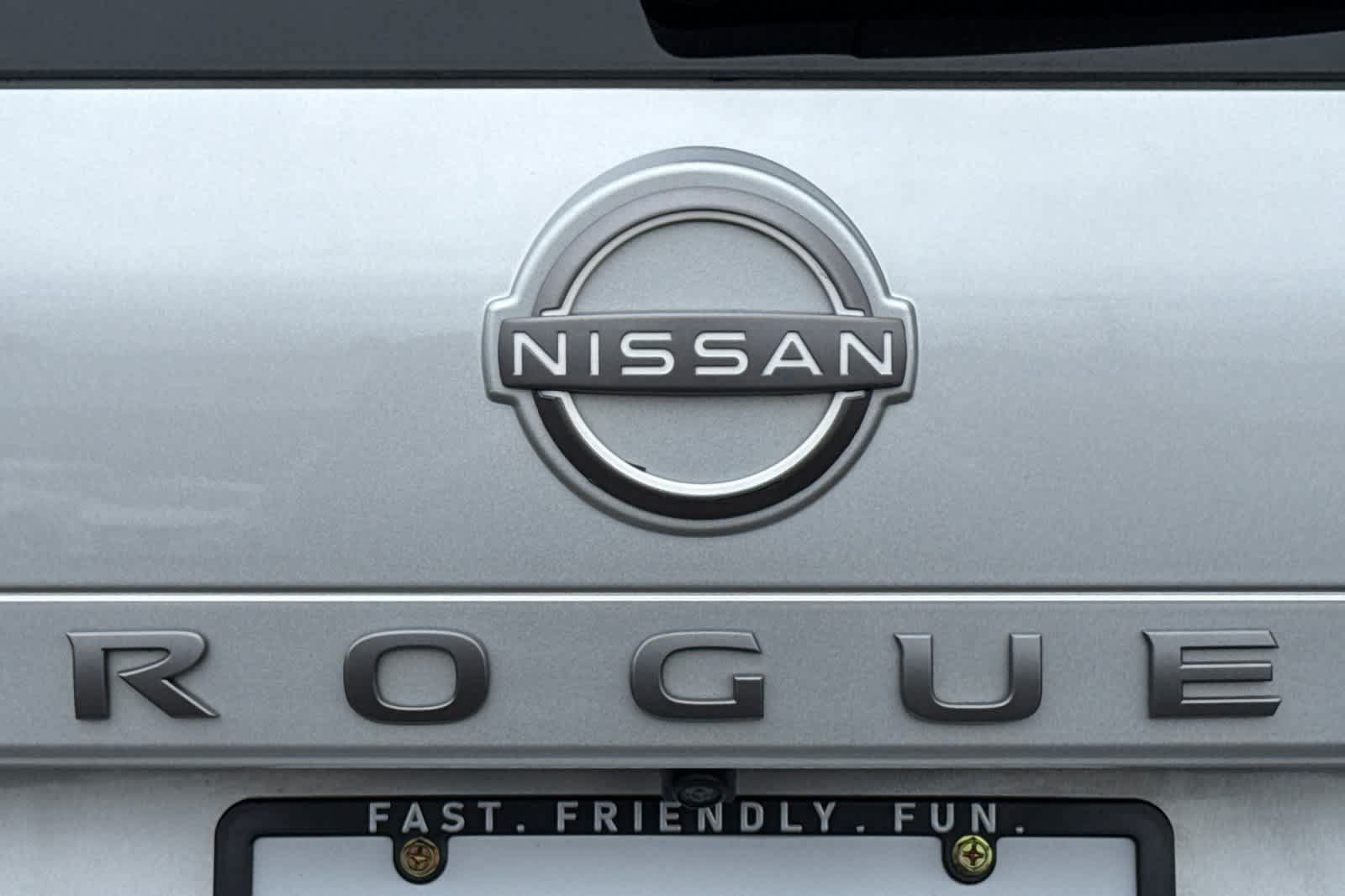 Used 2024 Nissan Rogue SV AWD/4WD image 27
