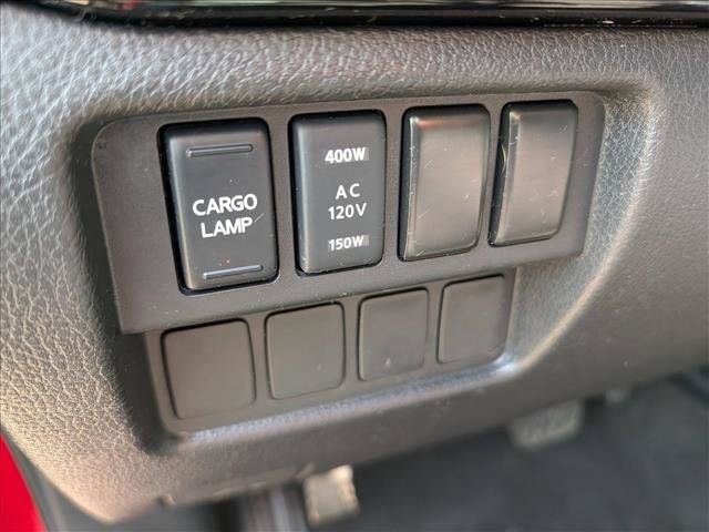 Used 2020 Nissan Titan SV w/ SV Convenience Package AWD/4WD image 30