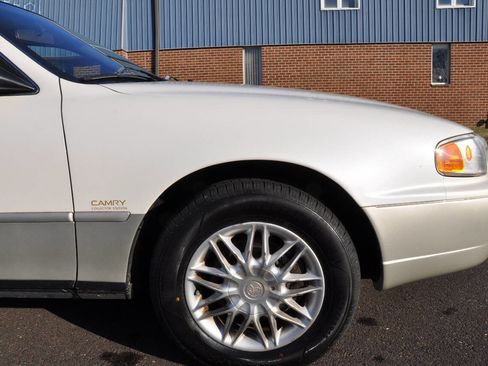Used 1996 Toyota Camry LE FWD image 20