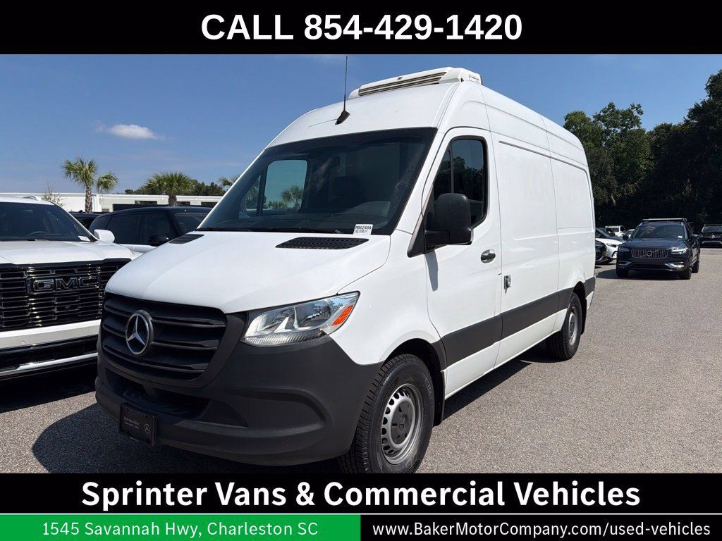 Used 2022 Mercedes-Benz Sprinter 2500 image 1