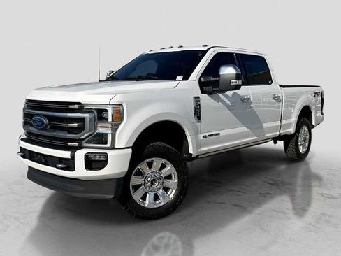 Certified 2022 Ford F250 Platinum w/ FX4 Off-Road Package AWD/4WD image 1