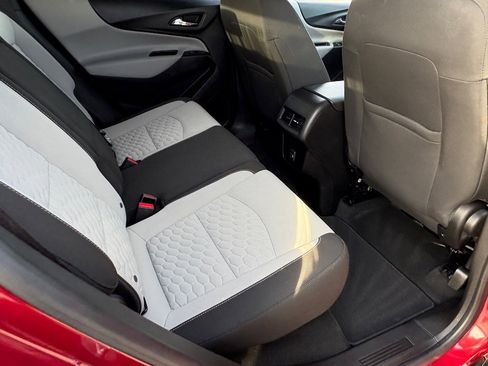 Used 2019 Chevrolet Equinox LT image 33