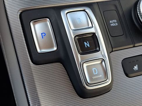 Used 2024 Hyundai Palisade Calligraphy image 15