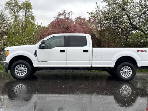 Used 2017 Ford F250 XLT AWD/4WD image 7