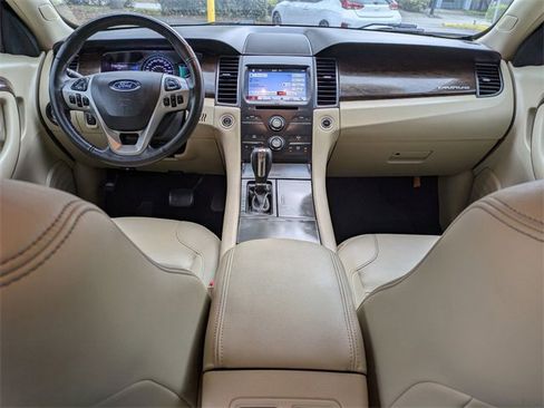 Used 2016 Ford Taurus Limited image 22