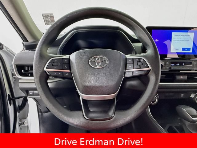 Certified 2025 Toyota Grand Highlander FWD image 11