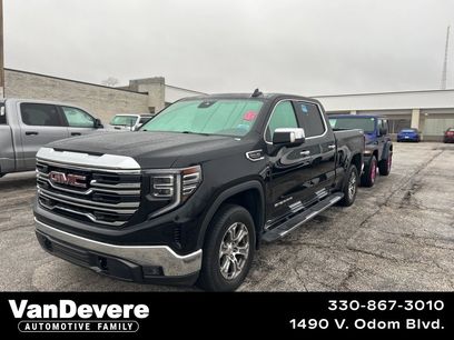 Used 2022 GMC Sierra 1500 SLT w/ SLT Convenience Package