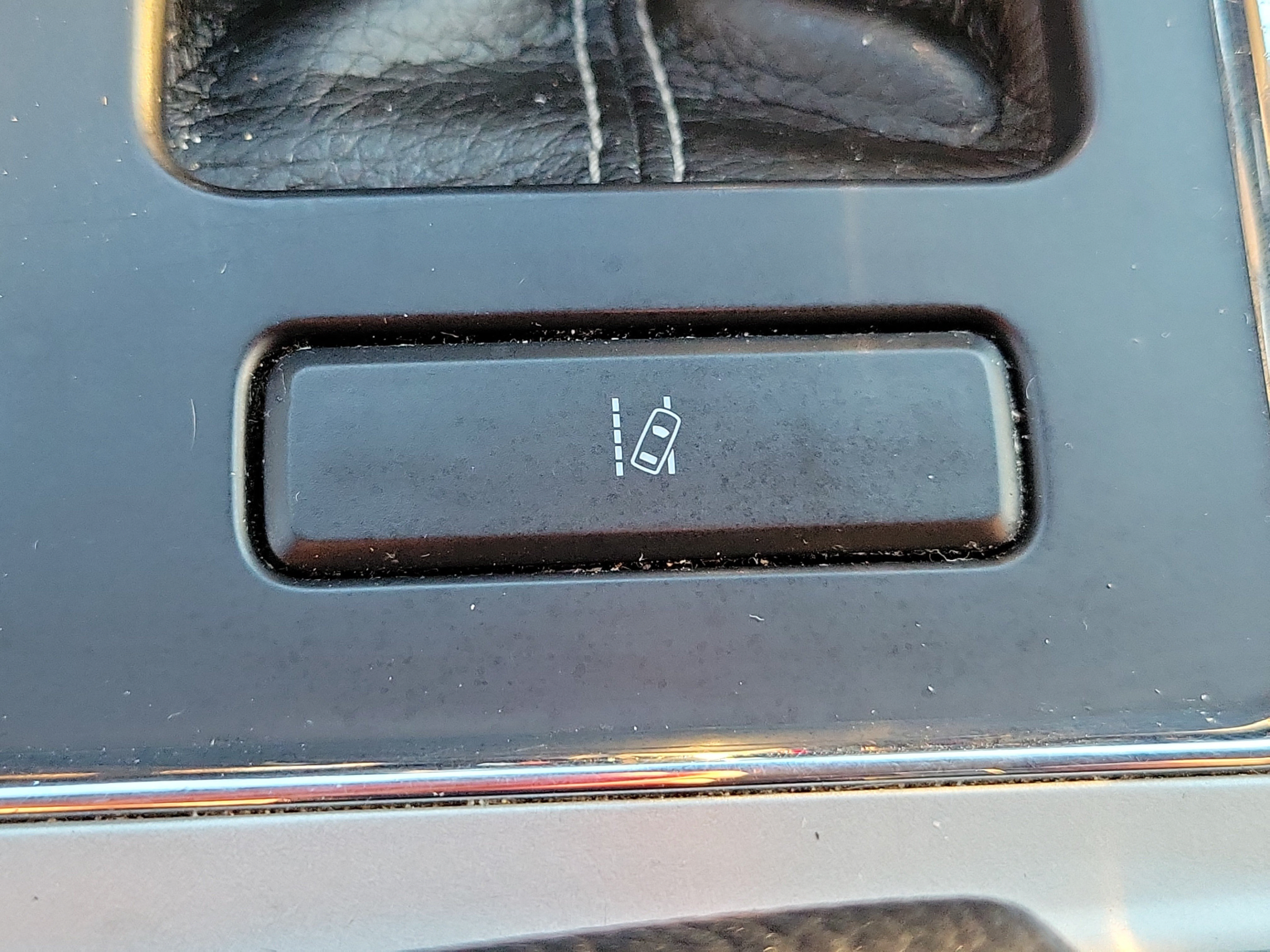 Used 2016 Ford F150 Lariat w/ Equipment Group 502A Luxury AWD/4WD image 37