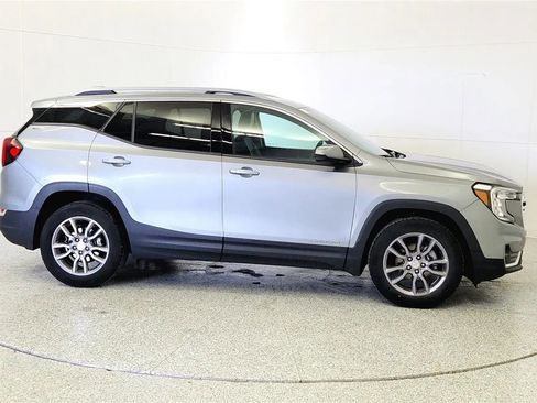 Used 2023 GMC Terrain SLT FWD image 8