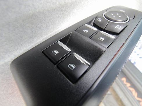 Used 2022 Ford Maverick XLT w/ Equipment Group 300A Standard image 19