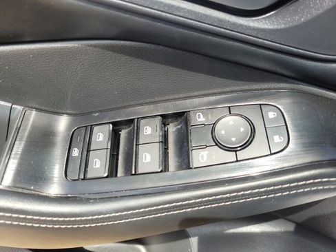 Certified 2024 Nissan Rogue SV w/ SV Premium Package FWD image 11
