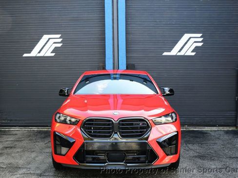 Used 2024 BMW X6 M Competition image 10