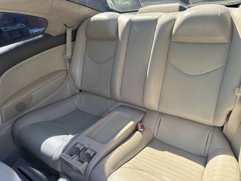 Used 2011 INFINITI G37 x Coupe w/ Premium Pkg image 9