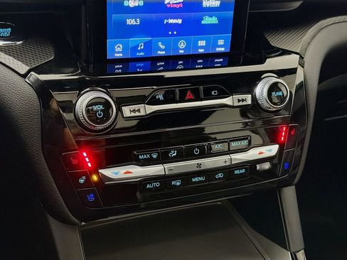Used 2023 Ford Explorer ST w/ Technology Package image 18