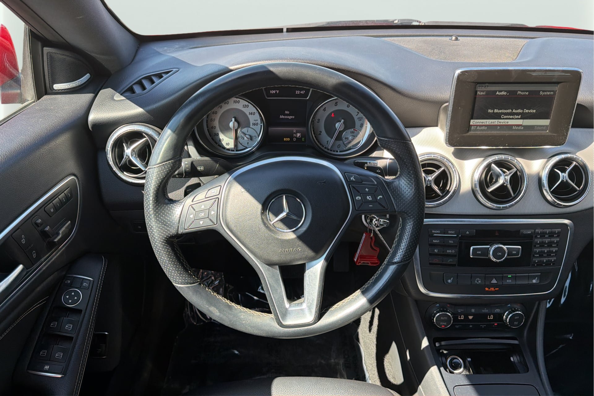 Used 2014 Mercedes-Benz CLA 250 image 16