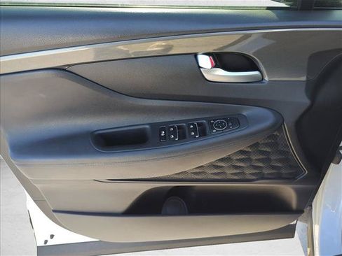 Used 2022 Hyundai Santa Fe SEL FWD image 8