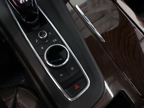 Used 2022 Cadillac Escalade ESV Sport Platinum AWD/4WD image 39