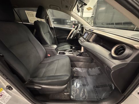 Used 2015 Toyota RAV4 LE FWD image 23