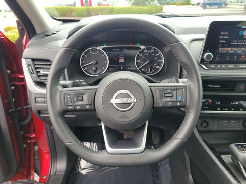 Certified 2024 Nissan Rogue SV w/ SV Premium Package AWD/4WD image 21