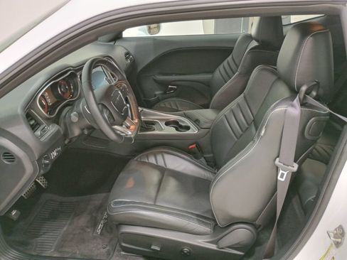 Used 2017 Dodge Challenger SRT Hellcat image 11