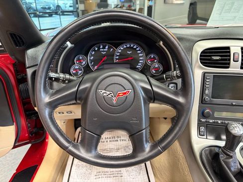 Used 2005 Chevrolet Corvette Coupe w/ Preferred Equipment Group RWD image 10